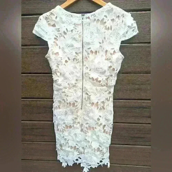 Tea &  Cup Floral Cut out sheath White Dress - size Small bnwot - Picture 3 of 5